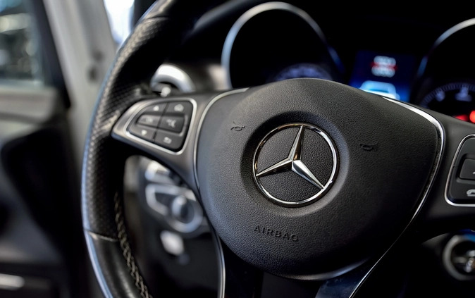 Mercedes-Benz Klasa V cena 233700 przebieg: 157570, rok produkcji 2019 z Końskie małe 742